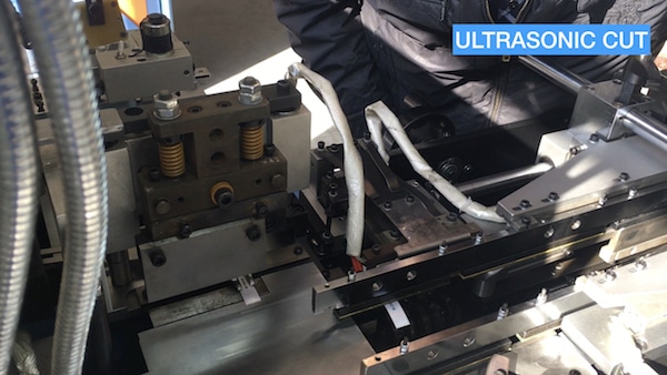 ultrasonic label cutter